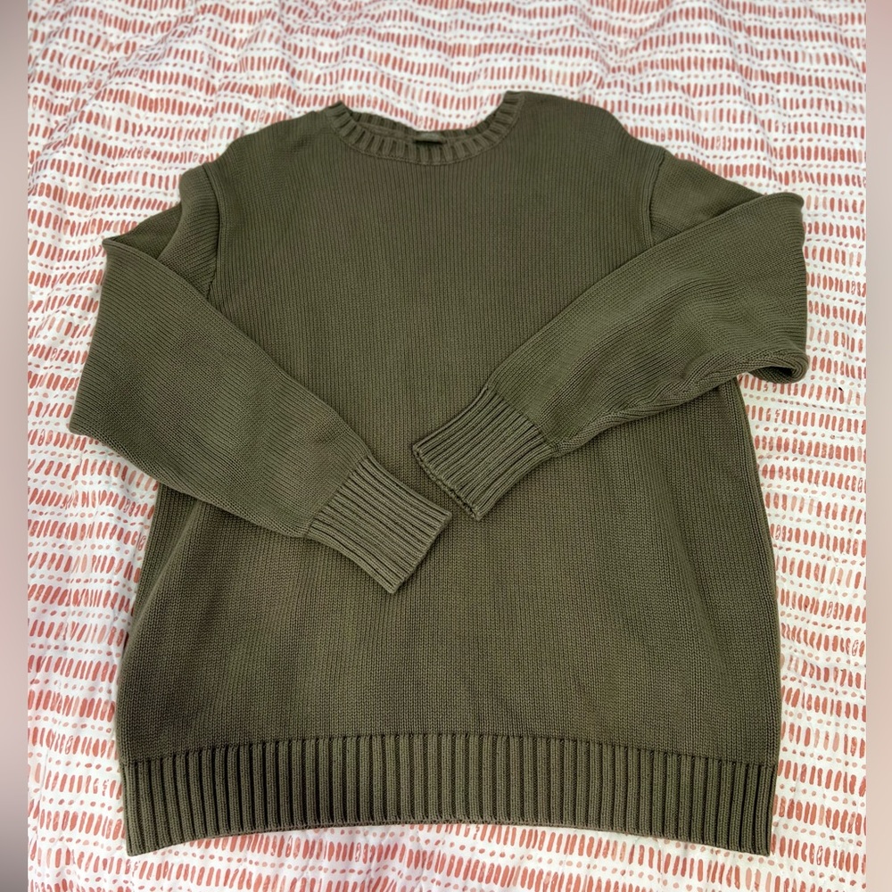 Brandy Melville sweater